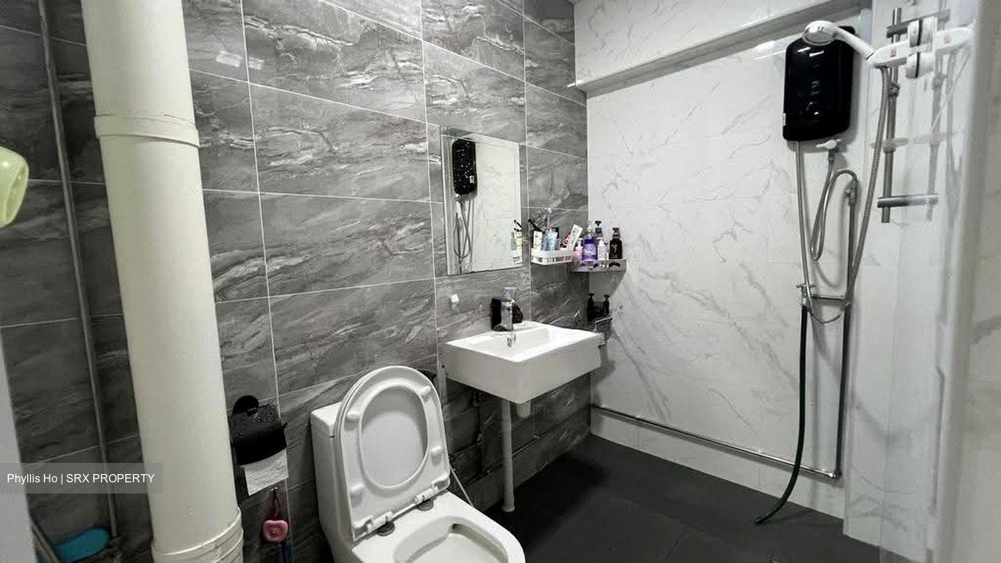 Blk 575 Hougang Street 51 (Hougang), HDB 4 Rooms #639589871